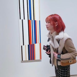 Meet your Posher, Sang